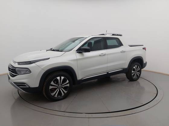 FIAT TORO 2.0 16V TURBO DIESEL VOLCANO 4WD AT9 FIAT TORO 2.0 16V TURBO DIESEL VOLCANO 4WD AT9